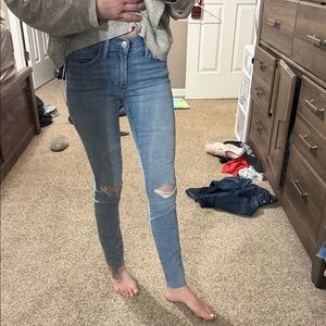 Hudson size 24 nwt Light Blue Women's Skinny Ripped Jeans